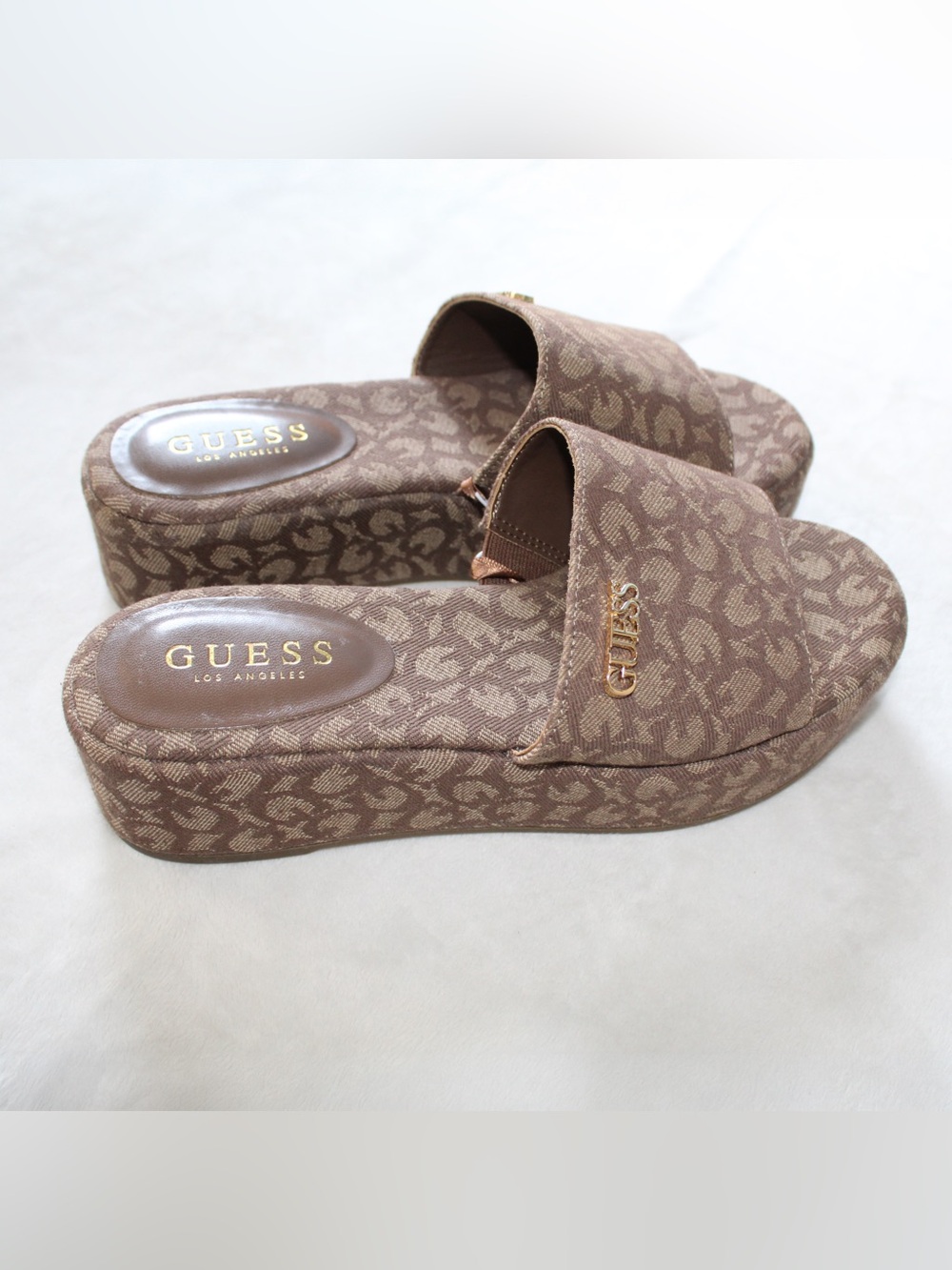 GUESS Brown Monogram Platform Slide Sandals Women’s 7.5